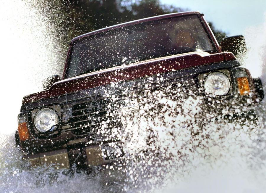  Nissan Patrol GR 5-Door (Y60) 1987 года  (фото 12 из 14)